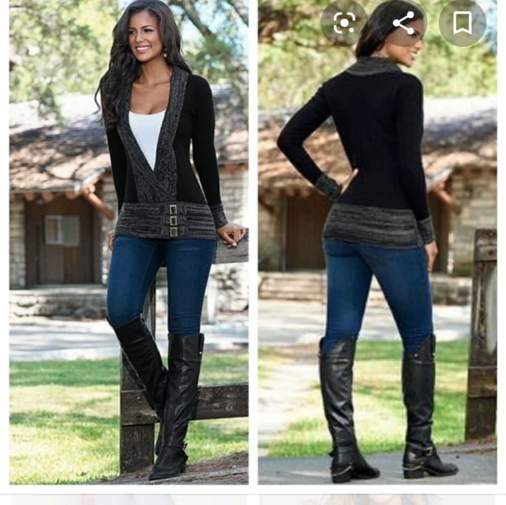 VENUS BUCKLE SWEATER